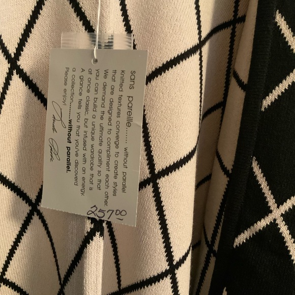 Reversible Shawl/Jacket - Picture 3 of 6